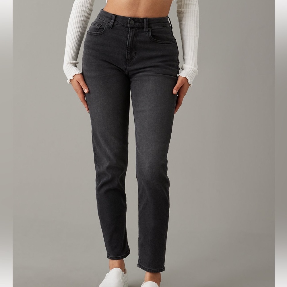 American Eagle black wash X-long stretch curvy mom denim straight leg jeans